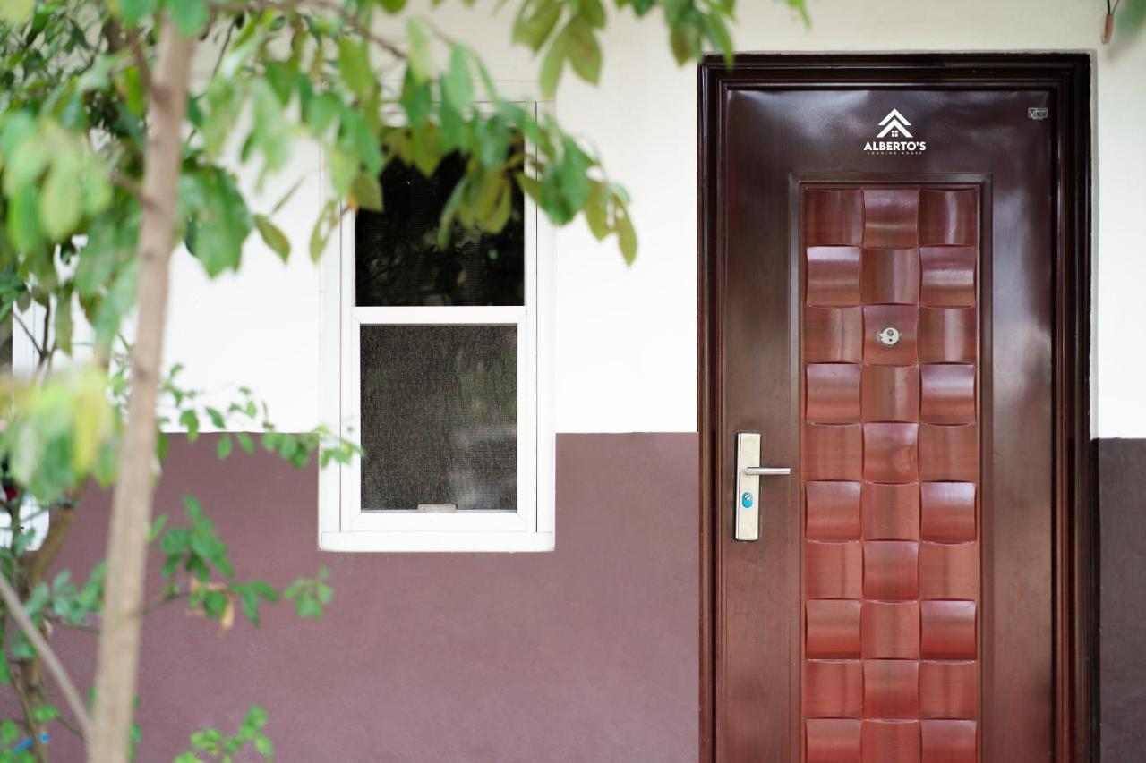 Alberto'S Lodging House Mariveles Buitenkant foto